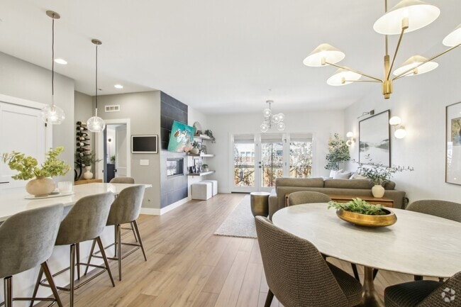 Building Photo - 267 Clementina St Rental