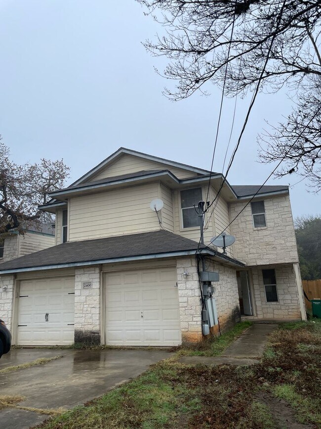 Photo - 2400 Riddle Rd