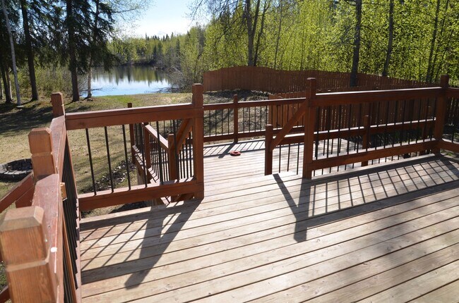 Photo - Beautiful 3 Bed 2 Bath Log Home with Large...