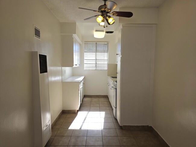 Photo - ***MOVE IN SPECIAL!!!*** Second floor 1 bedroom, 1-Bathroom Apartment located Sherman Oaks Unit 10