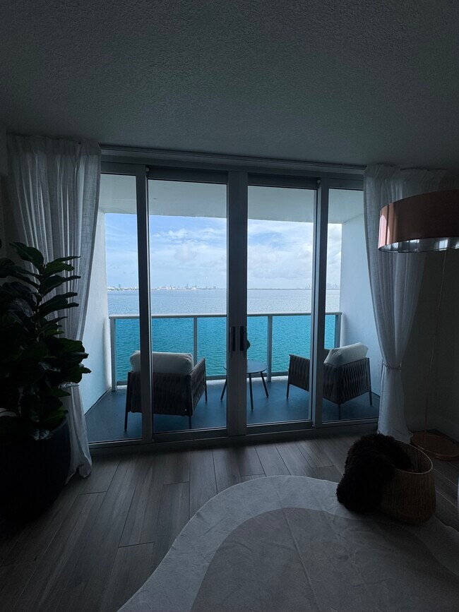 Photo - 1275 NE 79th St Unidad 811