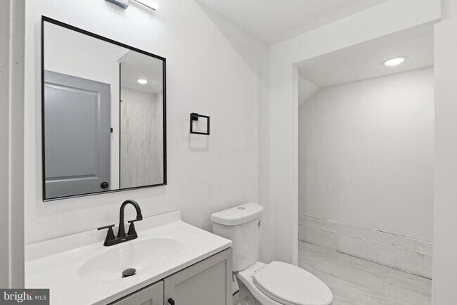 Photo - 630 W Cumberland St Unit 1