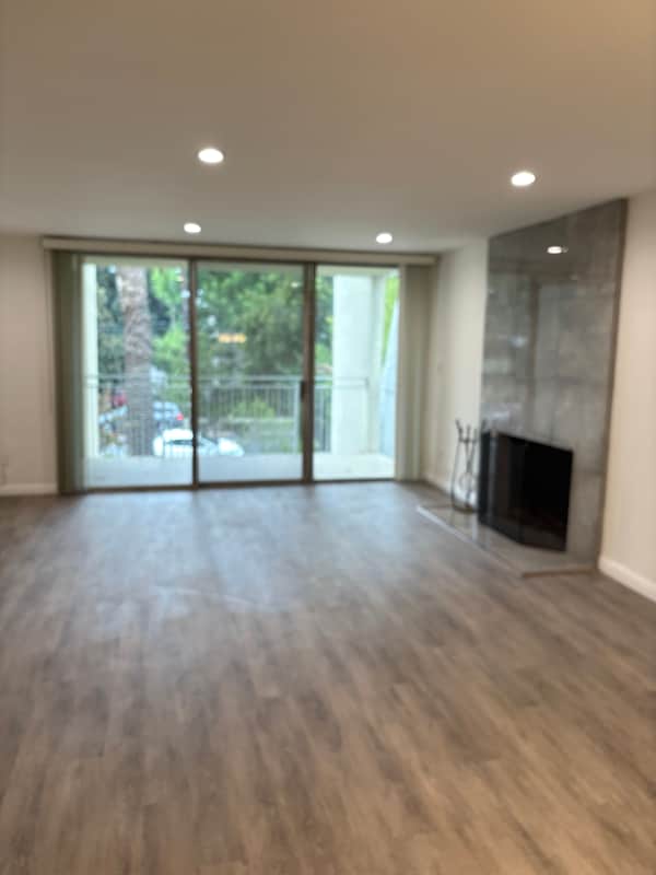 Building Photo - 333 W California Blvd Unit 201