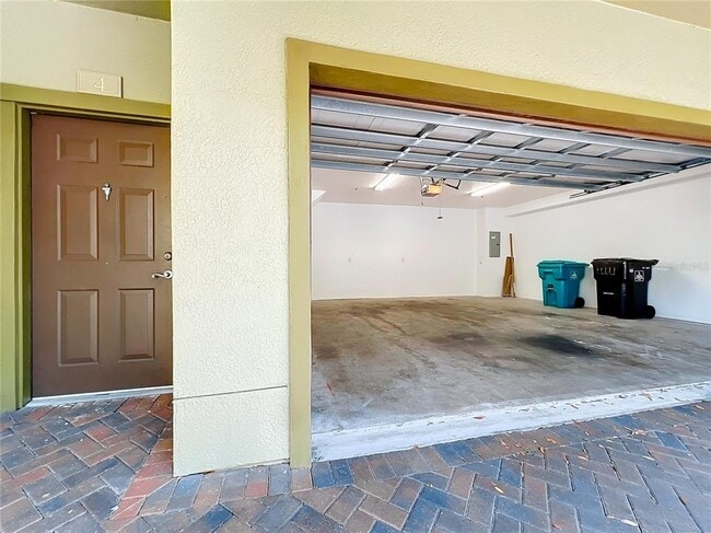 2586 Grand Central Pkwy