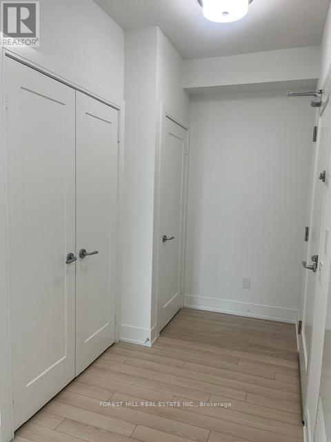 Photo - 310 Tweedsmuir Ave