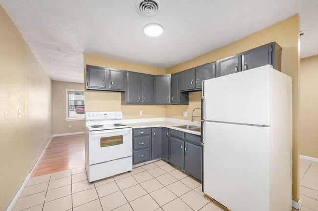 Photo - 18733 E Blackhawk Trail