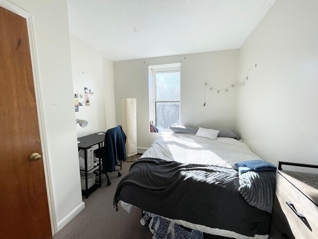 Photo - 90 Hammond St Unit 4