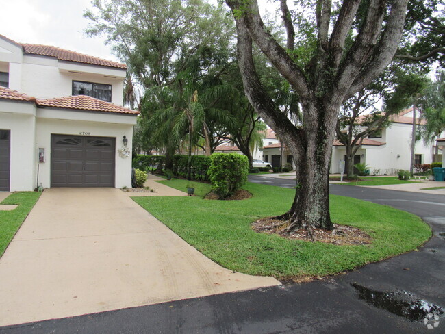 Building Photo - 2708 Black Oak Way Rental