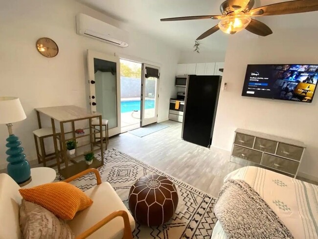 Photo - 1201 E Moreland St