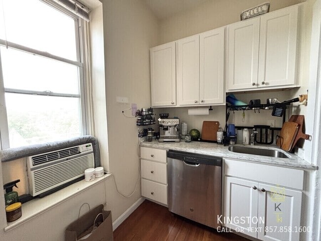 Photo - 1481 Beacon St Unit 61R