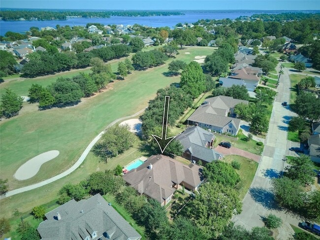 121 April Waters Dr N
