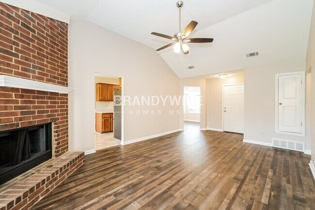 Photo - 8077 Sandywood Ln