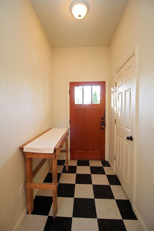 Photo - 3308 N Missouri Ave