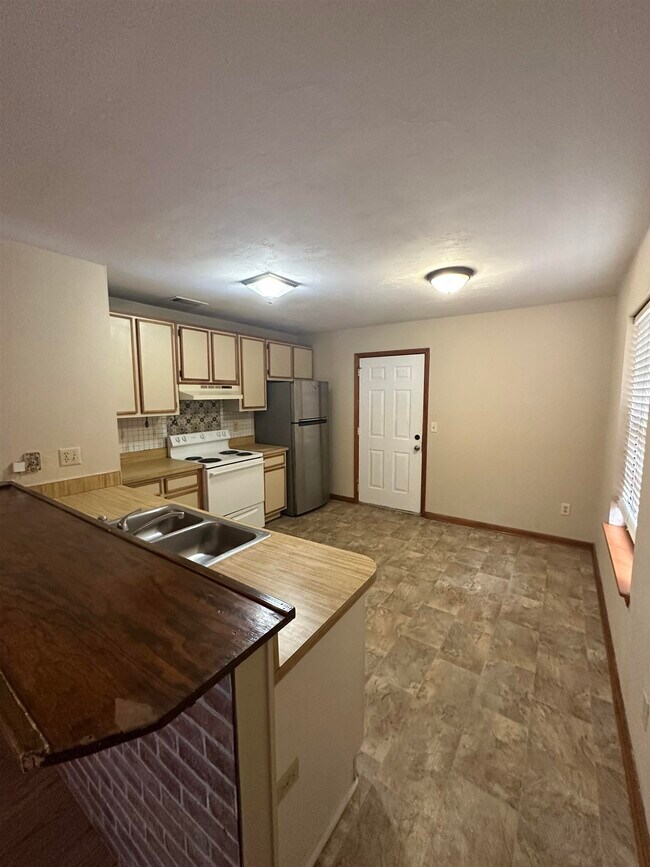 Photo - 2339 Hartsfield Way