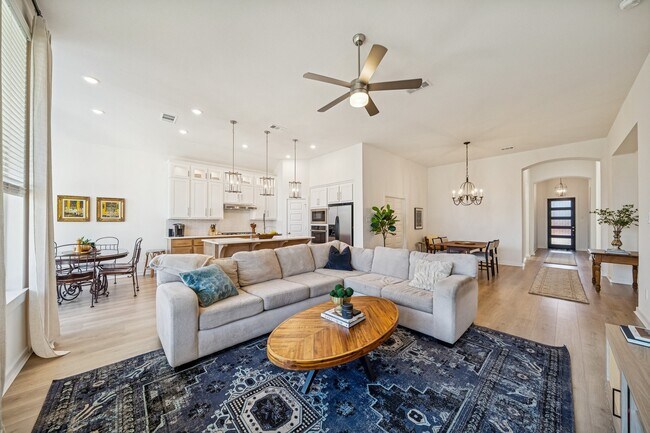 Photo - 30207 Gold Finch Pl