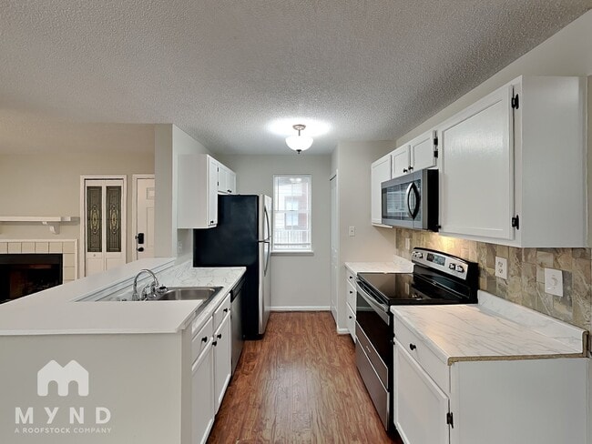 Photo - 1213 Waterville Ct