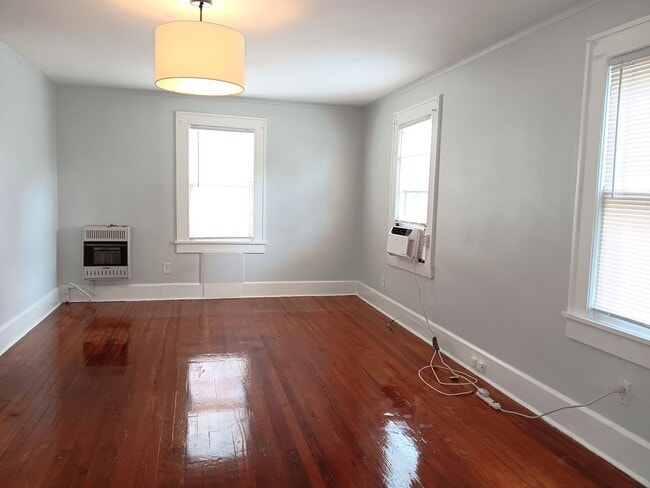 Photo - So darn cute - large studio close to downtown St Pete