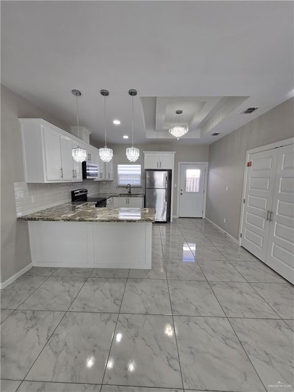 Photo - 14 W Woodson Dr Unit 4