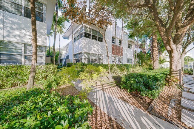 Building Photo - 1568 Pennsylvania Ave Unit 325 Rental