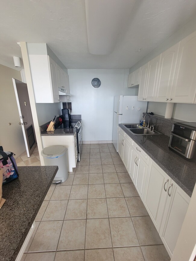 Photo - 1676 Ala Moana Blvd Unit 607