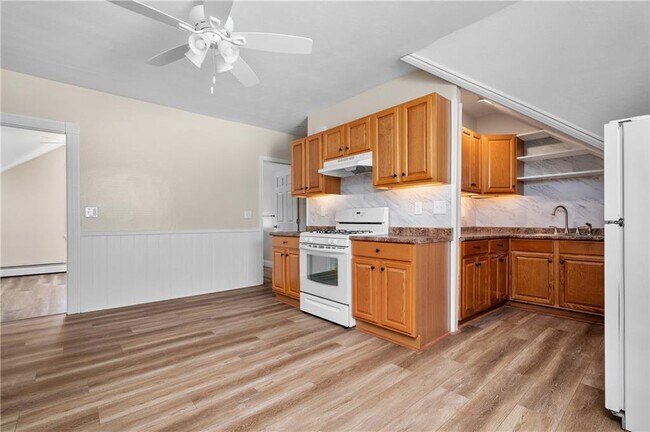 Photo - 52 Furnace St Unit 3