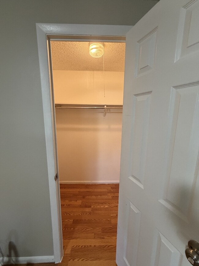 Photo - 1302 S Parker Rd