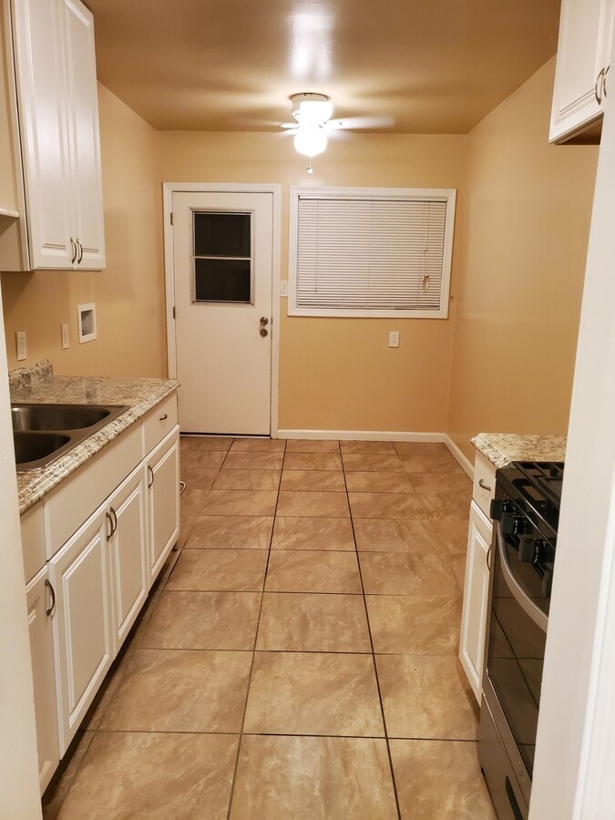 Kicthen - 4351 139th St Apartamentos Unidad D