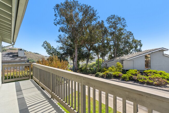 Photo - 440 Solar Way