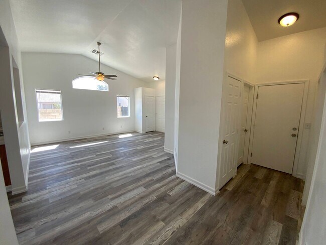 Photo - 3314 Vina Ct