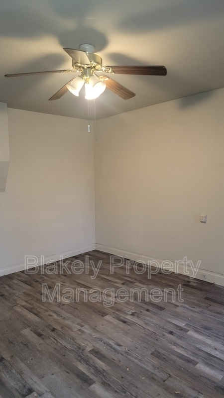 Photo - 803 14th Ave S