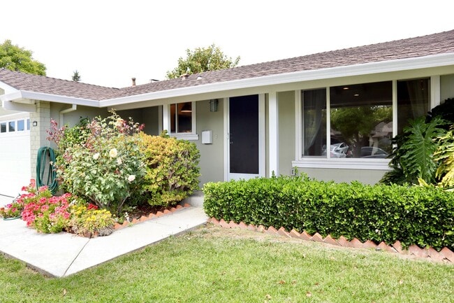 Photo - Adorable home in Northgate – Fremont!
