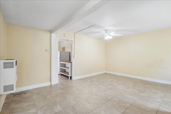 Photo - 1823 Pacific Ave Unit 1823 Pacific Ave #A - LU