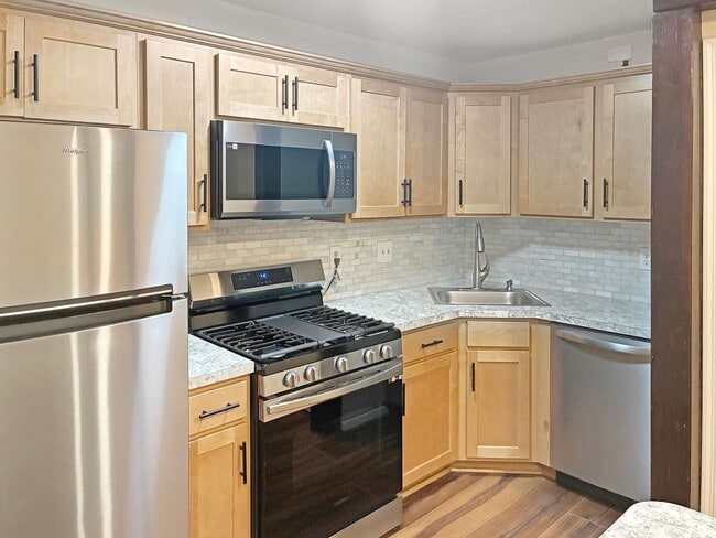 Photo - 2 Bed in Henrico Neighborhood