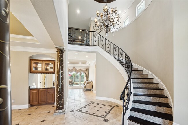 Photo - 5402 Oakville Ct
