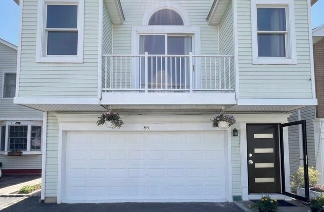 Building Photo - 85 Grieco Dr Unit 2