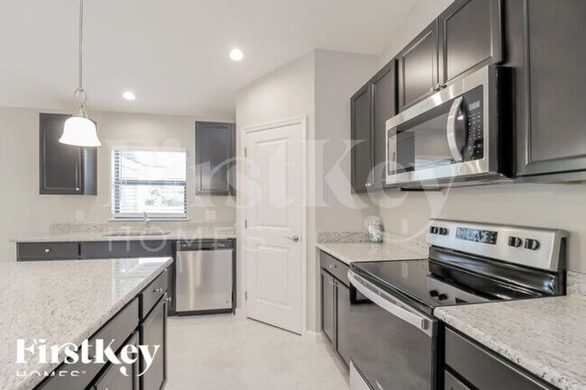 Photo - 446 Rayford St