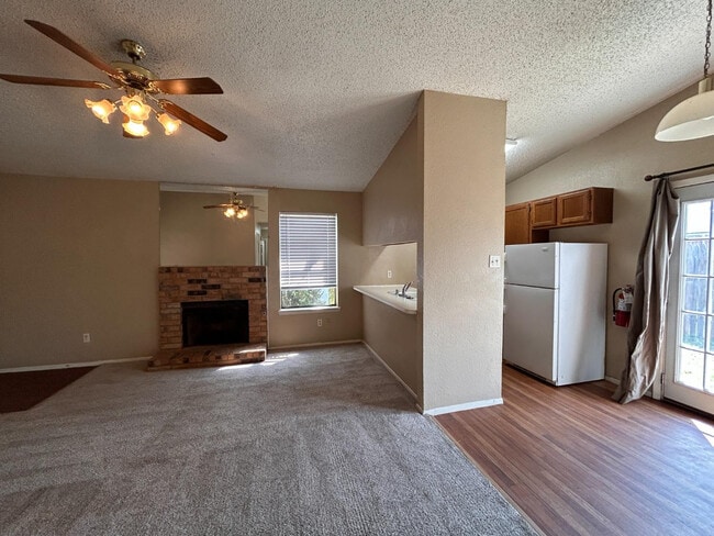 Photo - 129 N Troy Ave