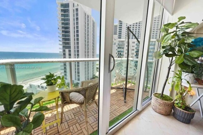 Photo - 3901 S Ocean Dr Unit 14L
