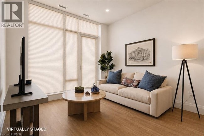 Photo - 410 Westhaven St Unit 304