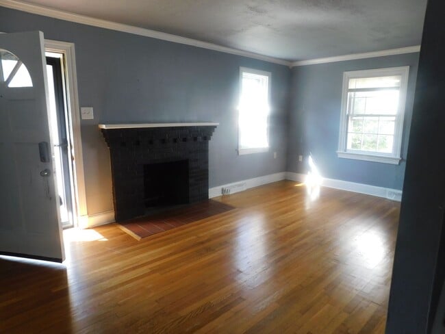304 Shenandoah Ave