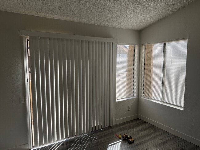 Photo - 2035 S Elm St Unit 244