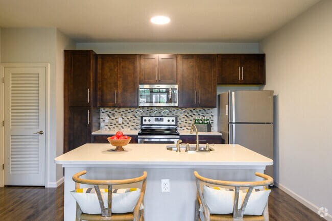 1BR, 1BA - 721SF - Kitchen