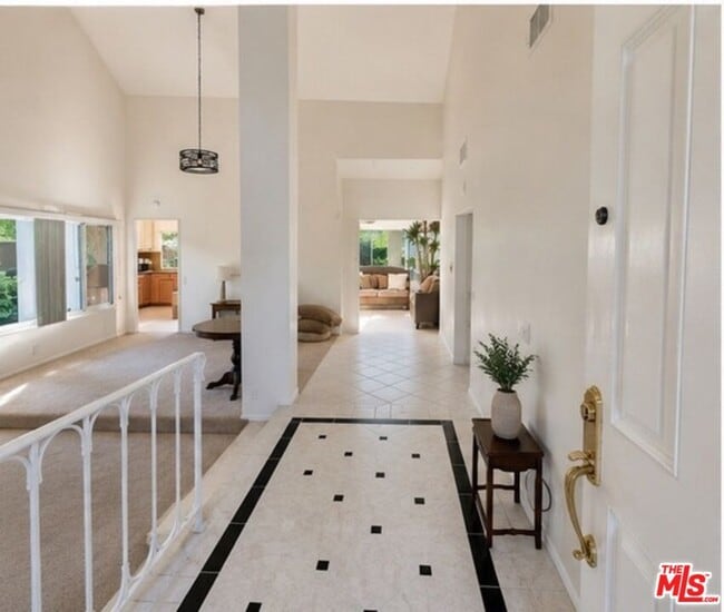 Photo - 3021 E Black Hills Ct
