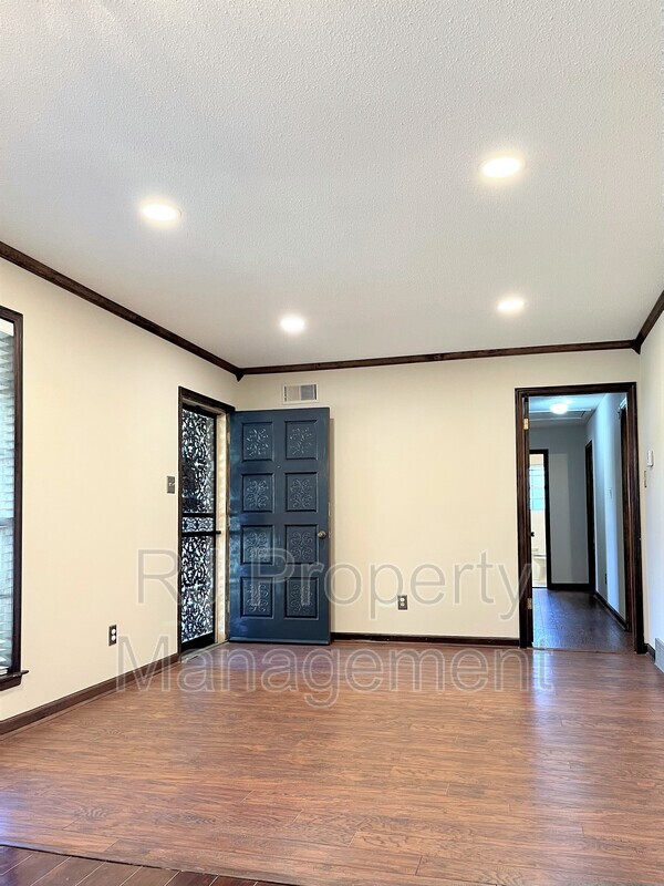 Photo - 2844 Marbry Dr