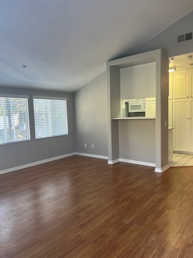 3709 Las Flores Canyon Rd Condo Unit D Condo for Rent in Malibu, CA