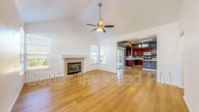 Photo - 430 Merlot Dr