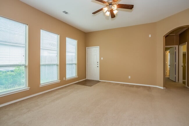 Photo - 16531 Strathmore Manor Ln