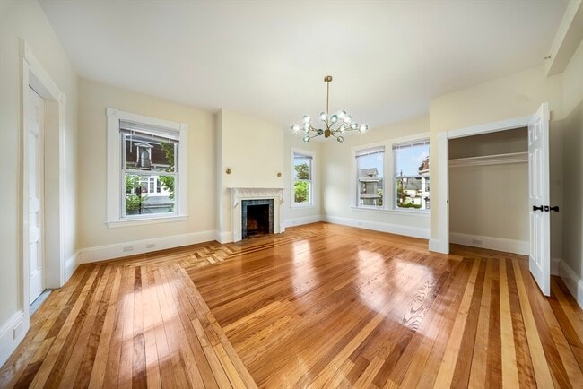 180 Jackson St Unit B
