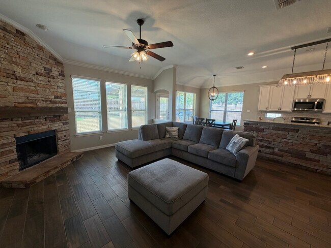 Photo - Room in House on Zanna Grace Way