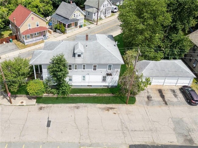 Photo - 251 Transit St